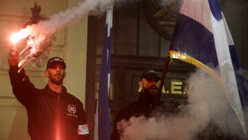 Θύελλα για τον νέο Ποινικό Κώδικα και την «εύνοια» σε Χρυσή Αυγή και μολότοφ