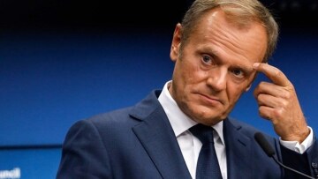 Τουσκ: Να είμαστε ανοιχτοί σε μια μακρά παράταση του Brexit