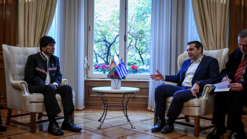 Το λάθος Τσίπρα σε Μοράλες: Φίλε πρόεδρε της Βενεζ.... της Βολιβίας
