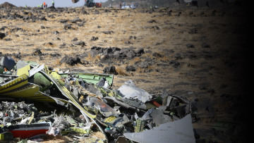 Τραγωδία της Ethiopian: Οι πιλότοι του μοιραίου 737 MAX ακολούθησαν τις οδηγίες της Boeing αλλά χωρίς αποτέλεσμα