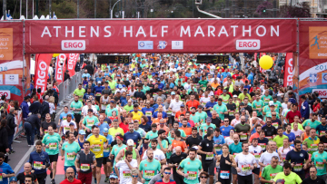 Ημιμαραθώνιος: Απροσπέλαστο το κέντρο της Αθήνας – Δείτε ποιοι δρόμοι είναι κλειστοί