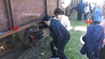 «Ποτέ ξανά»: 76 χρόνια από το πρώτο βαγόνι με Εβραίους που έφυγε από Θεσσαλονίκη για Άουσβιτς