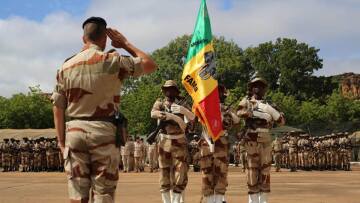 Μάλι: Πολύνεκρη επίθεση τζιχαντιστών σε στρατιωτική βάση 