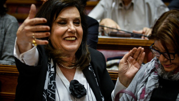 Μορφίδης (ΣΥΡΙΖΑ): Χαριτωμενιά τα «αγγούρια» της Μεγαλοοικονόμου