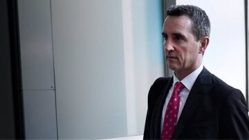 Νέος νόμος Κατσέλη: «Έχουμε ακόμα δρόμο» λέει ο Κοστέλο