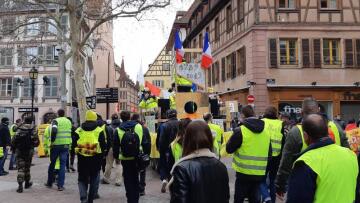 Γαλλία: Μόνο 5000 «Κίτρινα Γιλέκα» στο Παρίσι, 40.000 σε όλη τη χώρα 