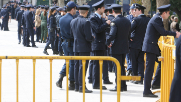 Με 1.500 αστυνομικούς η στρατιωτική παρέλαση στην Αθήνα - «Κλοιός» γύρω από τους επισήμους