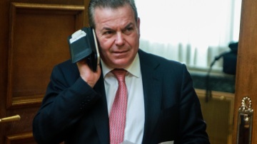 Πετρόπουλος - Τσακαλώτος, μέρος 2ο: Έκπληκτος ο ΥΠΟΙΚ και με τις δηλώσεις του υφυπουργού Εργασίας για την α' κατοικία!