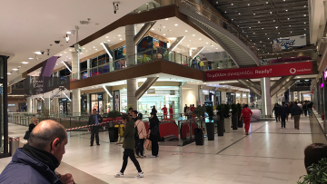 Γυναίκα αυτοκτόνησε πέφτοντας από τον τρίτο όροφο πολυκαταστήματος στο Μαρούσι