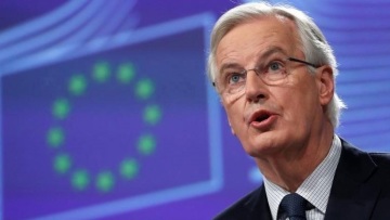 Μπαρνιέ: Μέχρι τις 12 Απριλίου έχει περιθώριο το Λονδίνο αν δεν περάσει σήμερα η συμφωνία για το Brexit