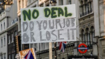 Brexit: Πιθανή η νέα πρόταση μομφής κατά Μέι, λένε οι Εργατικοί 