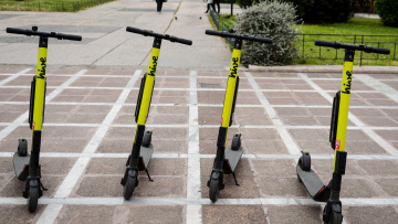 Θεσσαλονίκη: Εισαγγελική έρευνα για τα πατίνια που κυκλοφορούν στην πόλη