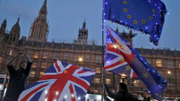 «Είμαστε προετοιμασμένοι για ένα Brexit χωρίς συμφωνία», λέει ο διοικητής της Τράπεζας της Γαλλίας