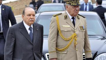 Αλγερία: Ο στρατός απαιτεί την άμεση αποχώρηση του Μπουτεφλίκα