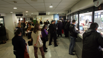  Εφορία: Έβαλε «χέρι» σε 816.721 λογαριασμούς το 2018 για χρέη 104,7 δισ.