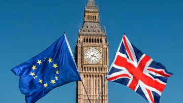 Αλαλούμ: Τώρα ο υπουργός Brexit δεν αποκλείει τη συμμετοχή της Βρετανίας στις ευρωεκλογές!