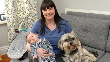 Παιδί-θαύμα γεννήθηκε μετά από δέκα αποβολές της μητέρας του