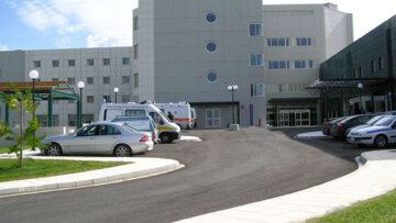 Θεσσαλονίκη: Στο νοσοκομείο φιλοξενείται το βρέφος που κλείδωσαν οι γονείς του στο μπαλκόνι διαμερίσματος