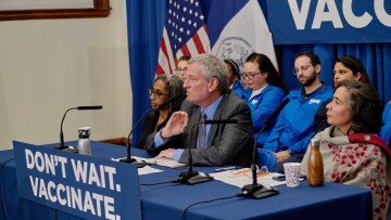 Κορωνοϊός - Νέα Υόρκη: «Απαγορεύεται το κολύμπι και το μπάρμπεκιου» λέει ο δήμαρχος της πόλης