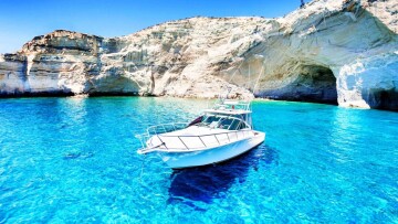 Κρουαζιέρα: Μήλος, Πάρος και Τήνος κερδίζουν την αγορά 