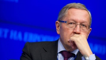 Ρέγκλινγκ: «Η Ελλάδα δεν έχει φθάσει στο τέλος του δρόμου»