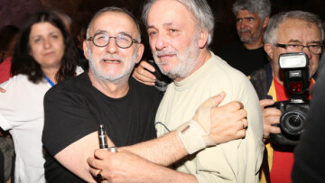 Ο Ανδρέας Μικρούτσικος ευχήθηκε στον Θάνο: «Είμαι ο πιο τυχερός αδερφός στον κόσμο!»