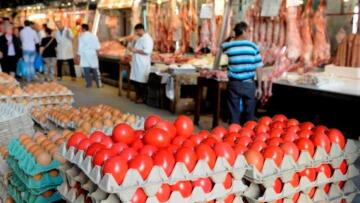 Πασχαλινό ωράριο: Ποιες ημέρες και ώρες θα είναι ανοιχτά τα καταστήματα 