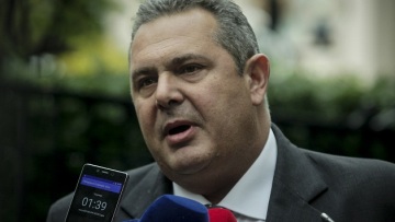 Καμμένος εναντίον Κοτζιά: Ο ολετήρας έστησε εγκληματική οργάνωση με στελέχη του υπουργείου Εξωτερικών!