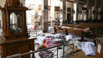 Μακελειό στη Σρι Λάνκα: Τουλάχιστον 160 νεκροί - Δείτε βίντεο σοκ από το «ματωμένο» Πάσχα των Καθολικών