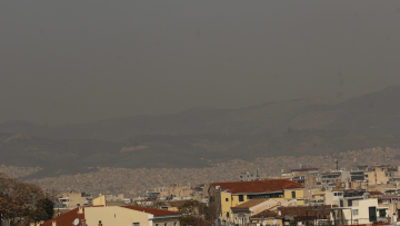 Ο καιρός της Μεγάλης Εβδομάδας από τον Καλλιάνο: Πολλή αφρικανική σκόνη, διάσπαρτες βροχές, αίνιγμα το Πάσχα