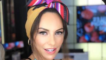 Μπέττυ Μαγγίρα: Πιστεύω ότι ο έρωτας μπορεί να κρατήσει για πάντα