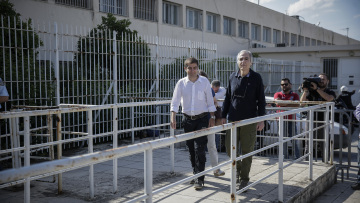 Ευθείες απειλές Ρουβίκωνα στους δικαστές που θα αποφασίσουν για άδεια στον Κουφοντίνα