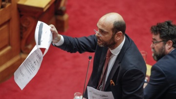 Φωτήλας σε Τσίπρα: «Go back mister Weber» 