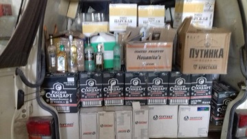 Πλήγμα της ΑΑΔΕ στο λαθρεμπόριο ποτών: Κατασχέθηκαν 12.881 λίτρα