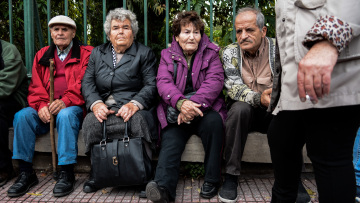 13η σύνταξη: Ποιοι συνταξιούχοι θα εισπράξουν και πόσα - Οι ευνοημένοι και οι «αδικημένοι»