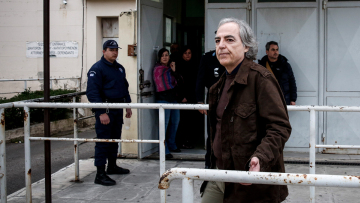 Γιατί η αναίρεση της απόφασης για την άδεια Κουφοντίνα «διευκολύνει» την κυβέρνηση