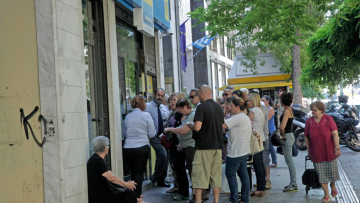 Αλαλούμ με τη «13η σύνταξη»: Δείτε παραδείγματα από τις αδικαιολόγητες κρατήσεις