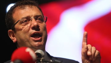 Σάλος με το CNN-Turk: Έκοψε ξαφνικά τη συνέντευξη Ιμάμογλου μισή ώρα νωρίτερα!