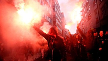 EUobserver για Ευρωεκλογές 2019: Η ακροδεξιά ρητορική «πλημμύρισε» το Facebook