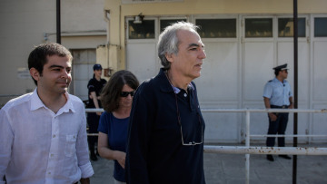 Άδεια Κουφοντίνα: Ο Άρειος Πάγος αποφασίζει μετά την επίθεση στη Βουλή και τους βανδαλισμούς