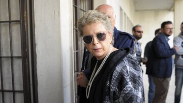 Έλενα Ακρίτα για την αυτοκτονία της 14χρονης: Κι εγώ είχα ερωτευτεί στα 15 μου, αλλά...