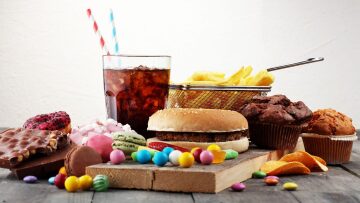 Γερμανία: Απαγόρευση διαφήμισης του junk food σε παιδιά ζητά υπουργός