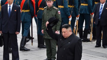 Ο Κιμ Γιονγκ Ουν εκτέλεσε διπλωμάτες μετά την αποτυχημένη διάσκεψη με τον Τραμπ