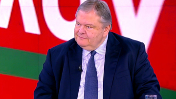 Ευάγγελος Βενιζέλος: Έγινε μία επιλογή αυτοχειριασμού, καταστρέφει την παράταξη 