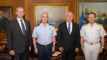 Παραιτήθηκε ο αντιστράτηγος που συνομιλούσε με τους Τούρκους για τα ΜΟΕ 