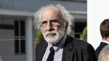 Λυκουρέζος: Χονδροειδέστατο ψεύδος ότι αλλάξαμε συμπεριφορά απέναντι στη Μάρθα Κουτουμάνου