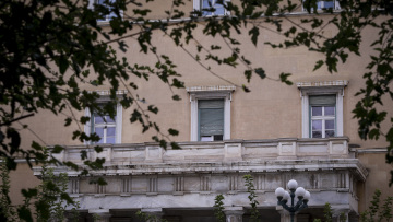 Προεκλογικά ρουσφέτια: Παραιτήθηκαν μετά το σάλο δύο θυγατέρες στελεχών του ΣΥΡΙΖΑ