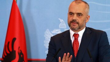 Βυθίζεται στην κρίση η Αλβανία: Ο Ράμα βάζει θέμα καθαίρεσης του προέδρου Μέτα