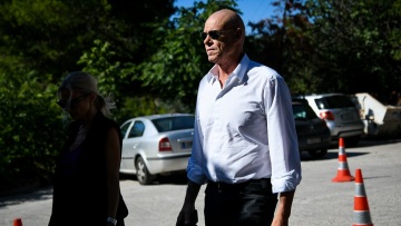 Απομάκρυνση Τζώνη Καλημέρη από το Open;