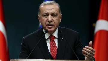 Νέα πρόκληση Ερντογάν για τις γεωτρήσεις: «Θα μας συλλάβετε; Θα γλείφετε μόνο την παλάμη σας»!